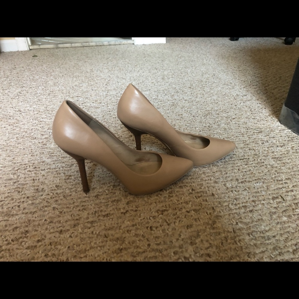 MA  SPiGA Italian Shoes size 8 , Nude